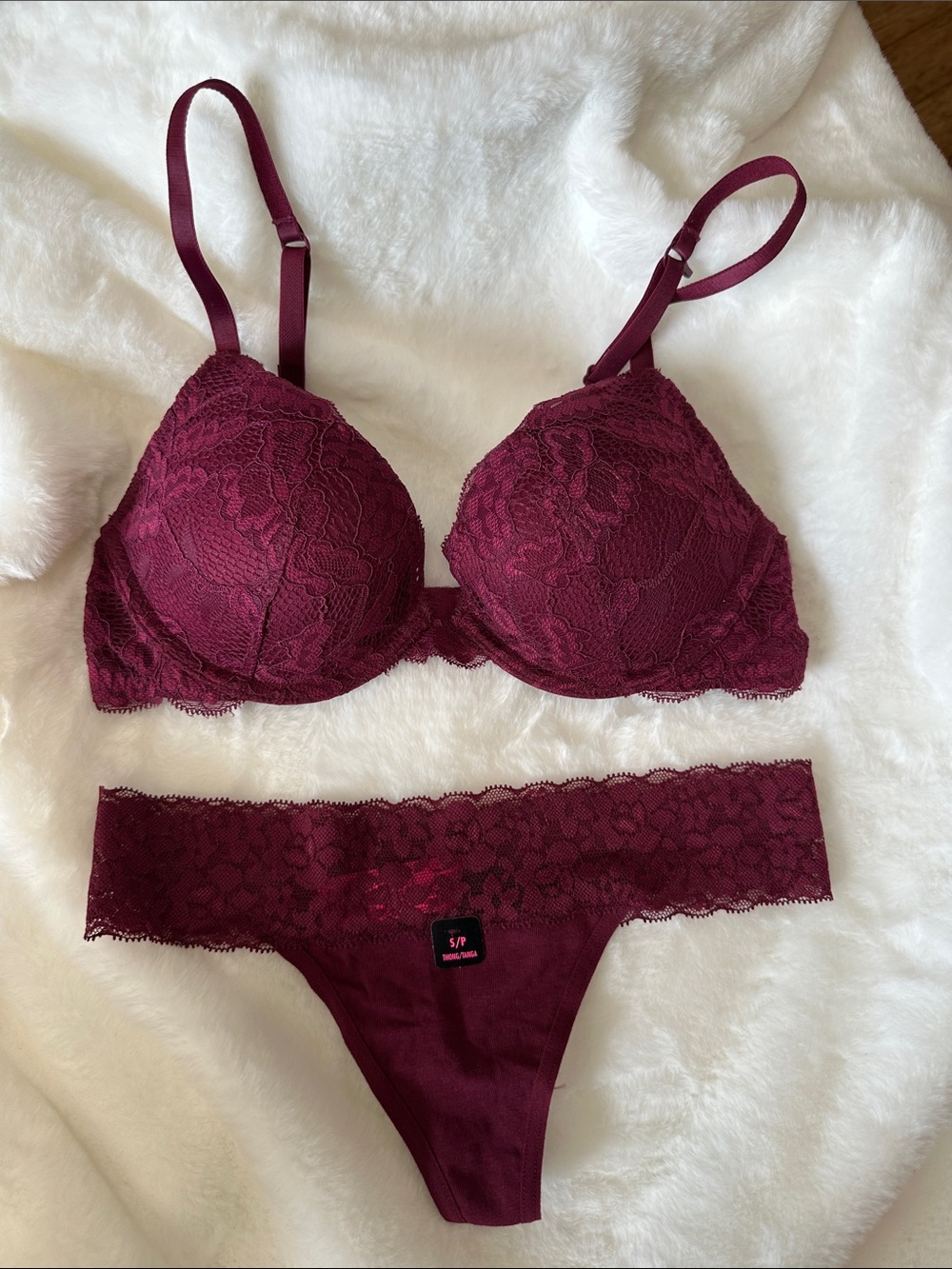 La SENZA Lace Push-Up Bra and Lace Thong Set - Deep Wine